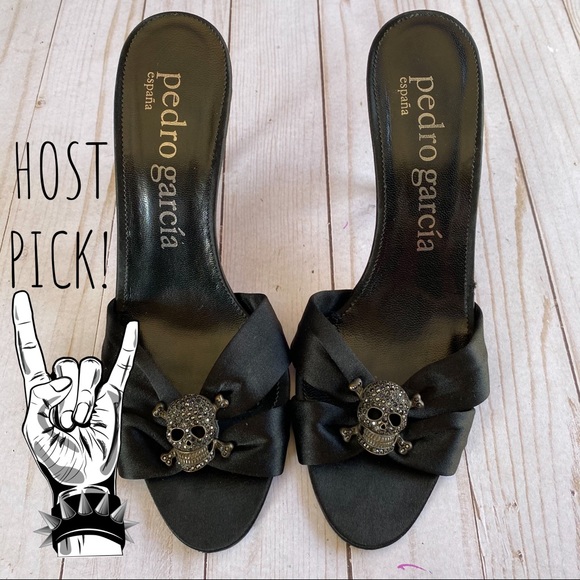 Pedro Garcia Shoes - Pedro Garcia Swarovski skull heels